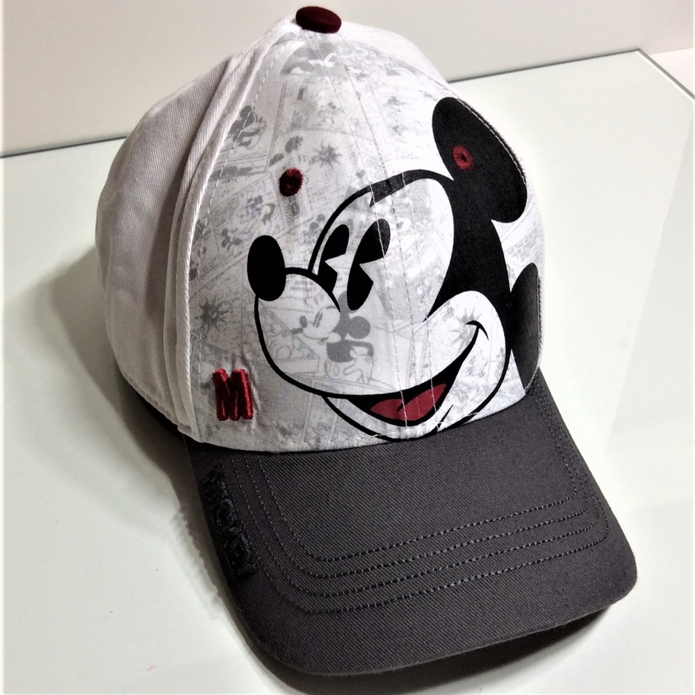Unisex Adult Mickey Mouse Ball Cap - NWOT 🏰
